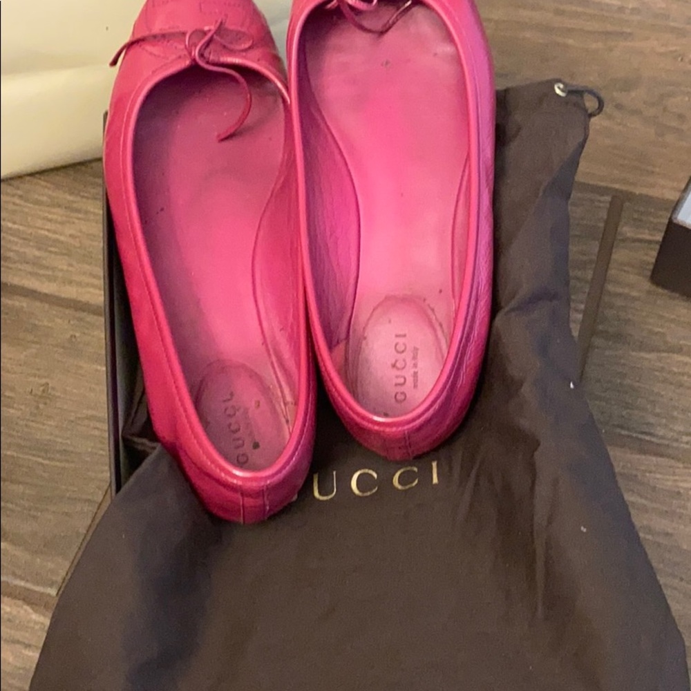 Gucci flats